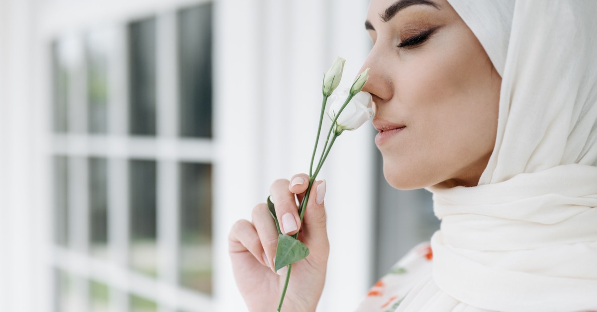 Understand Plant Fragrance: Why Scent Changes and Fades